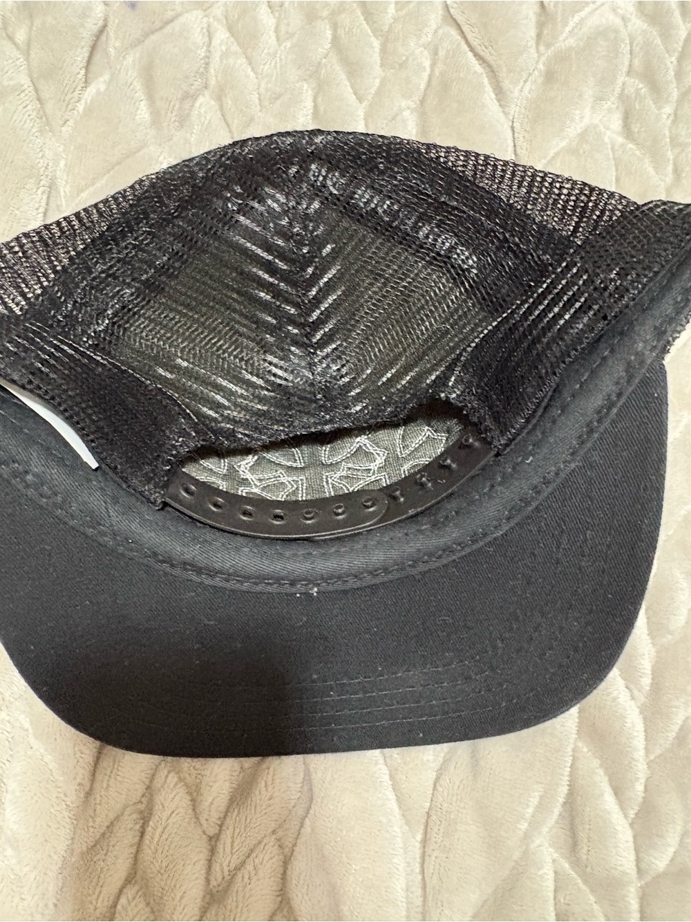 USED Chrome Hearts Cemetery Trucker Hat - Picture 7 of 9